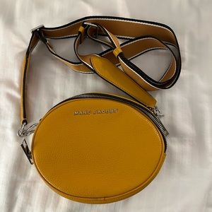 💥MOVE OUT SALE💥 Marc Jacob’s crossbody